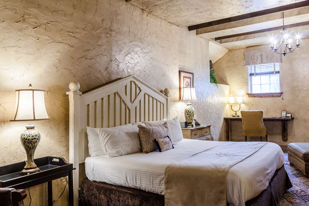 The Inn At Leola Village - photo 6