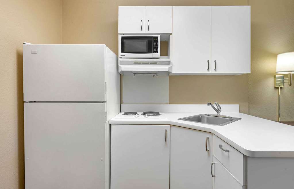Extended Stay America Select Suites Gainesville I 75 - photo 14