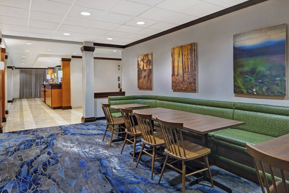 Fairfield Inn & Suites by Marriott Carlsbad - photo 36