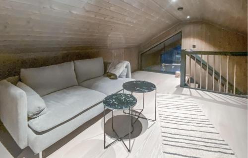 Awesome Home In Hønefoss With Wifi — Honefoss — photo 2