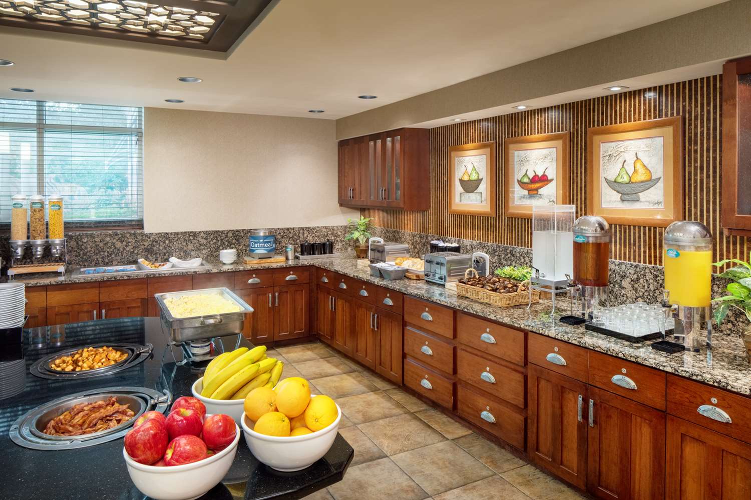 Homewood Suites by Hilton Rockville Gaithersburg - photo 6