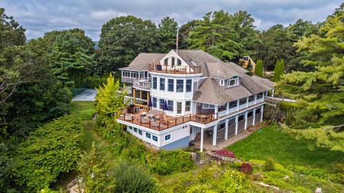 Luxe Coastal Estate Tennis Beach Firepit View in York, United States