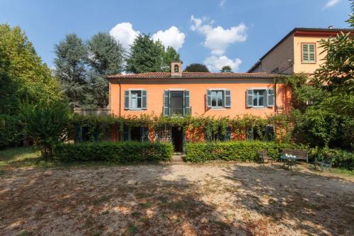 Moleloca Villa Pandora — 4-Star Luxury Hotel in Turin, Italy
