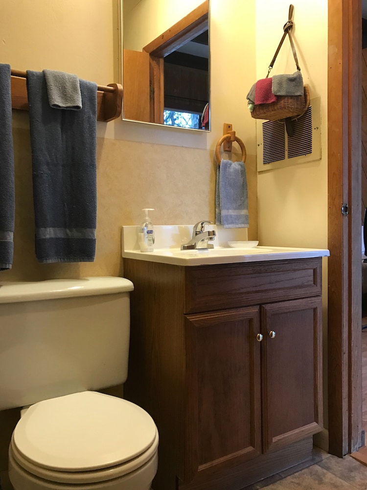 Calm Waters Cabin Resort - photo 73