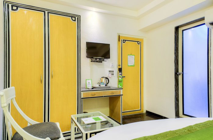 Treebo Indiana Classic Lalkothi