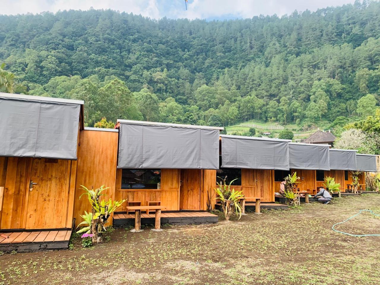 Bsg - carbon neutral hotel in Unknown City