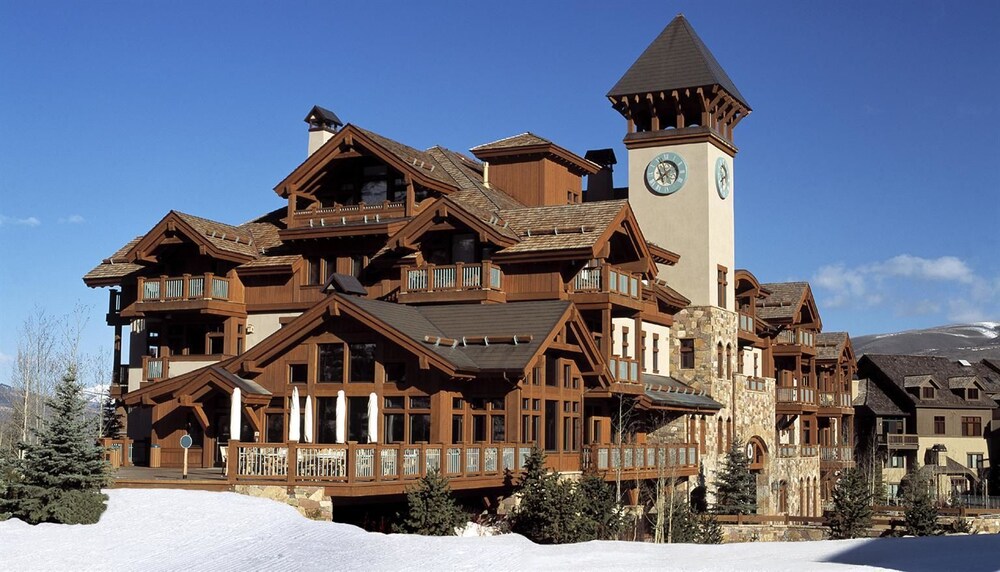 Arrowhead Village A Vail Resorts Property - carbon neutral hotel in Edwards