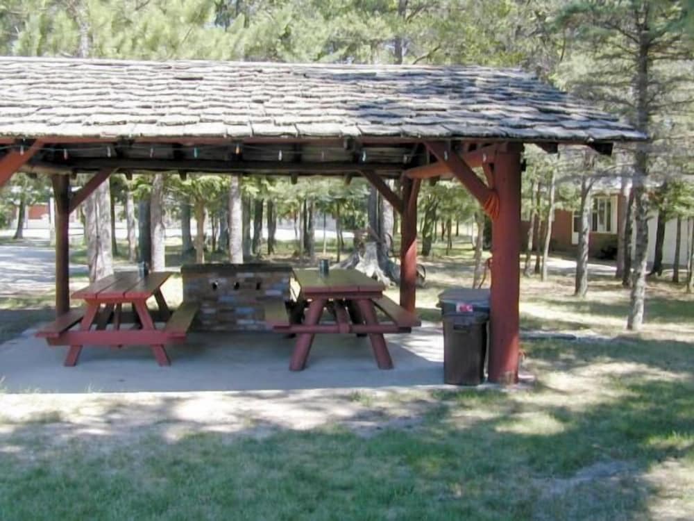 Woodland Motor Lodge - photo 82