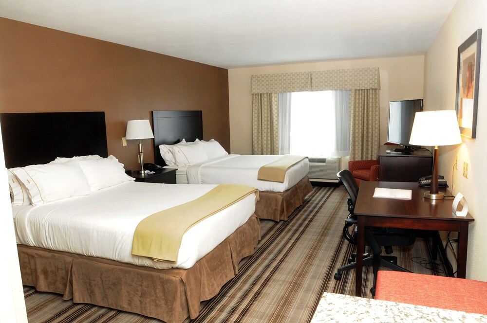 Holiday Inn Express & Suites Cambridge by IHG - photo 8