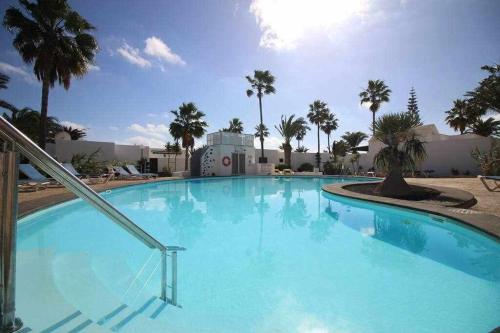 Casa BA rbara en Playa BastiA n — 4-Star Luxury Hotel in Costa Teguise, Spain