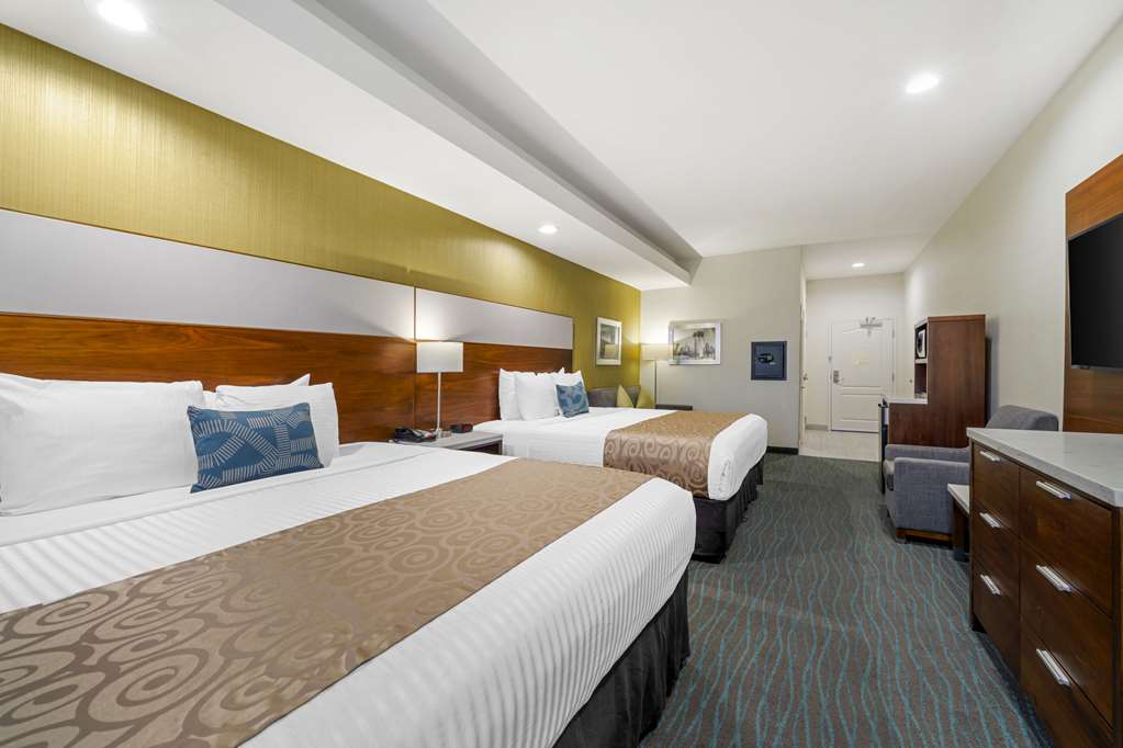 Best Western Plus Gardena Inn & Suites - photo 14