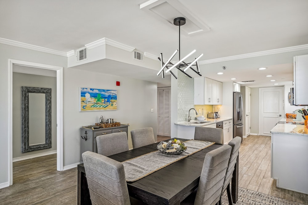 Destin Towers 61 2 Br Condo - photo 35