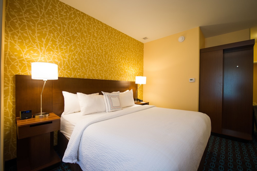 Fairfield Inn & Suites Cambridge - photo 13