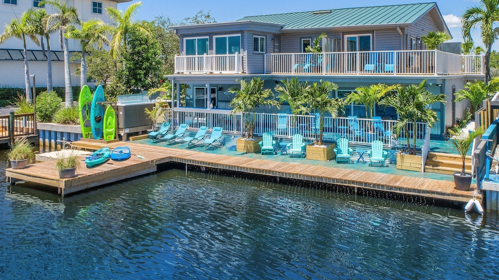 Latitude 26 Waterfront Boutique Resort Bonita Springs in Bonita Springs, United States
