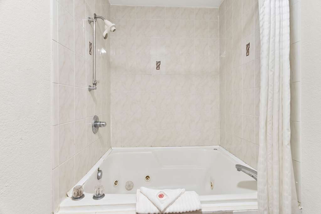 Comfort Inn Joliet West I 80 - photo 21