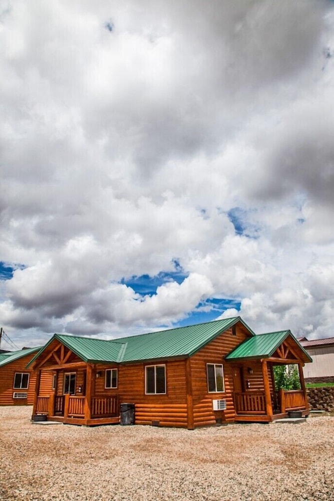 Bryce Country Cabins - photo 49
