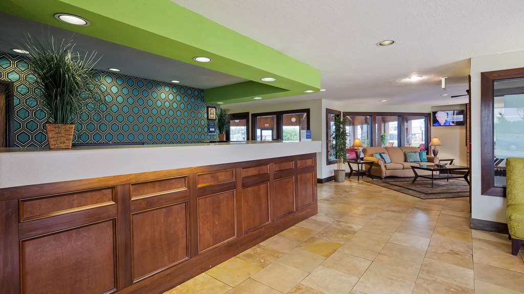 Best Western Norwalk - photo 9