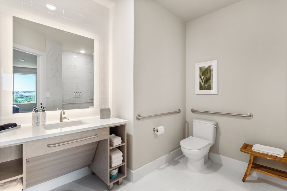 EVEN Hotel Austin Uptown Near The Domain by IHG - photo 12