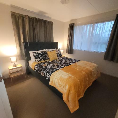 Couples Retreat - carbon neutral hotel in Unknown City