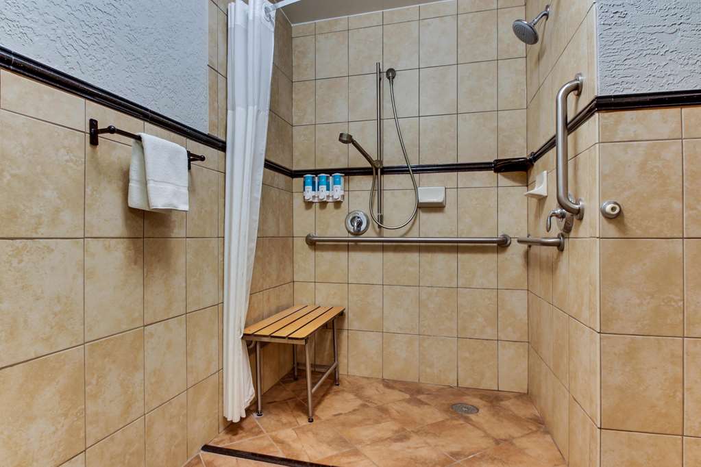 Drury Inn & Suites Phoenix Happy Valley - photo 47