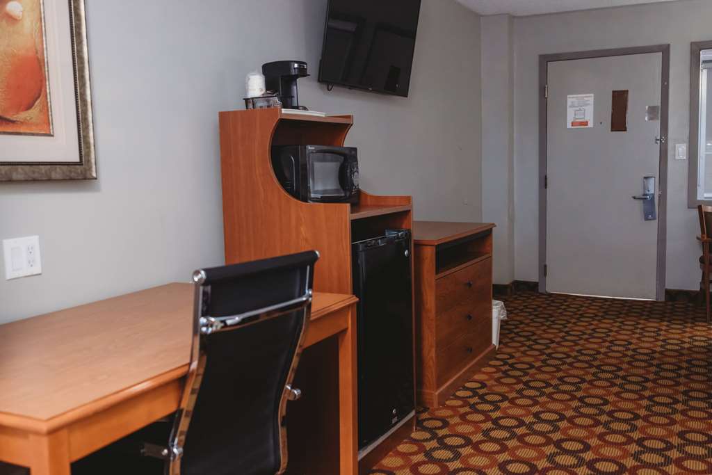 AmericInn by Wyndham Appleton Downtown - photo 10