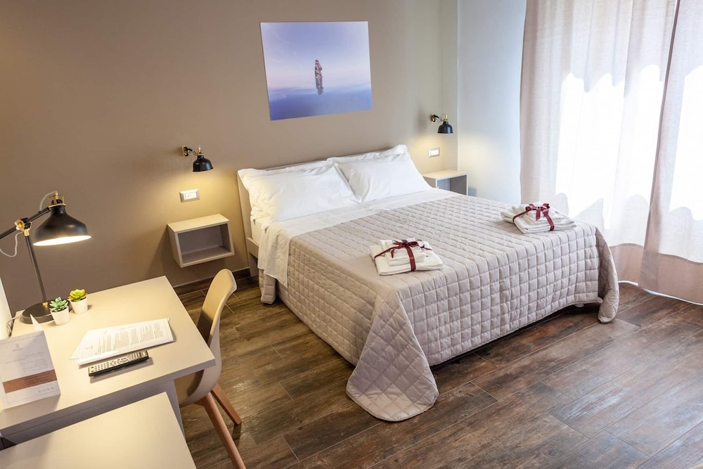 Five Rooms Brolo in Brolo, Italy