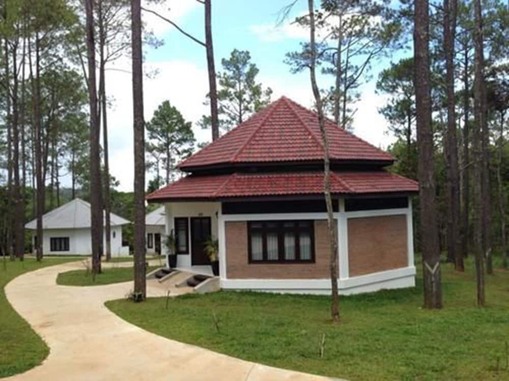 vKirirom Pine Resort — Koh Kong — photo 2
