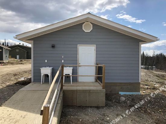 Royal Oak Inn & Suites & RV Park in Chetwynd, Canada