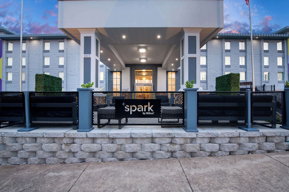 Spark by Hilton Branson Meadows - photo 49