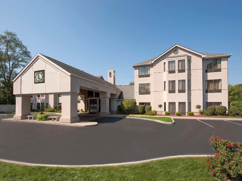 Larkspur Landing Hotel South Bend in South Bend, United States