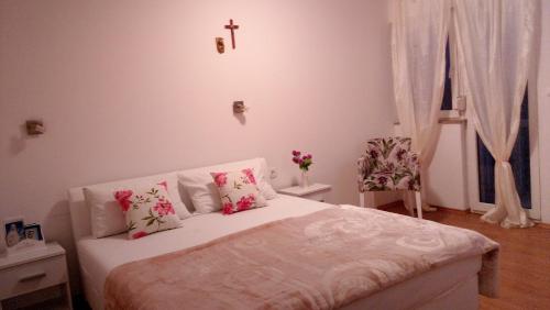 Sobe Bcrnjac in Unknown City, Bosnia and Herzegovina