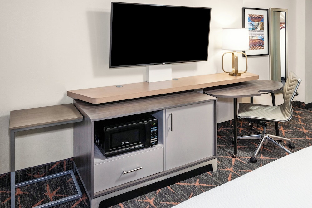 Holiday Inn Chicago Oakbrook by IHG - photo 15