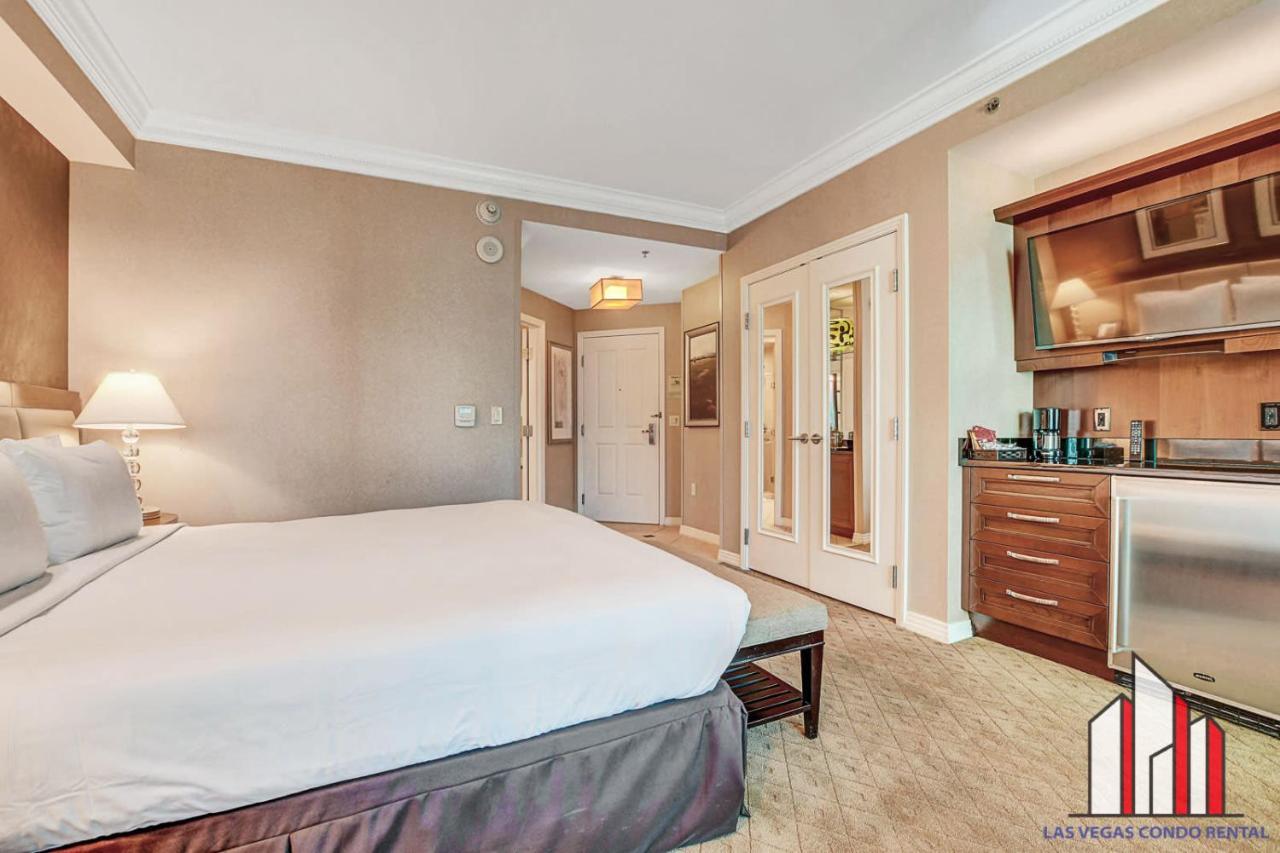 MGM Signature 15 709 &11 TWO adjacent Studio units