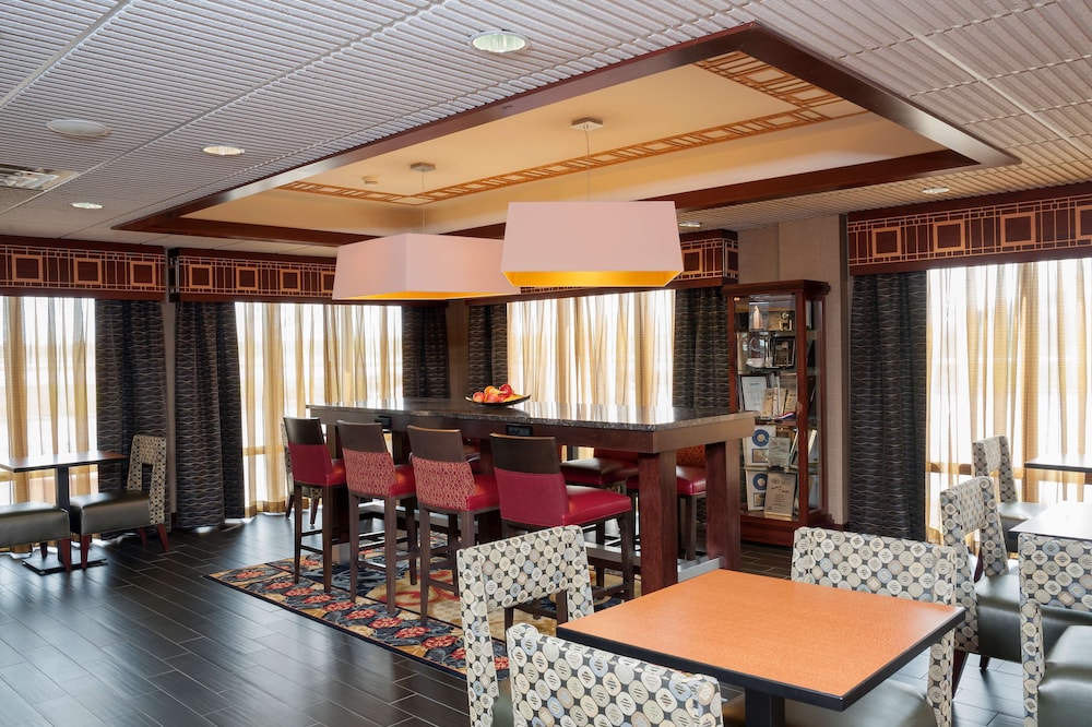 Hampton Inn Seymour - photo 42