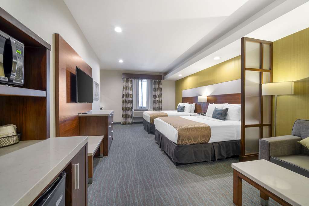 Best Western Plus Gardena Inn & Suites - photo 27