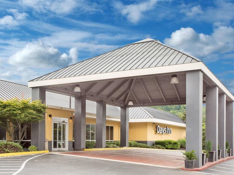 Days Inn by Wyndham Asheville Mall in Asheville, United States