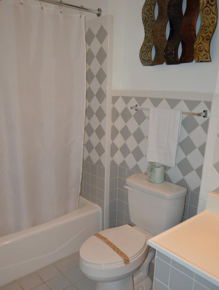 SF Plaza Hotel - photo 31