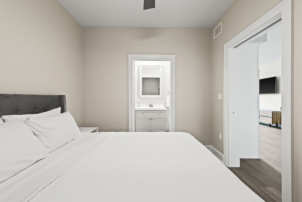 Holy Angels Bywater Hotel and Residences - photo 22