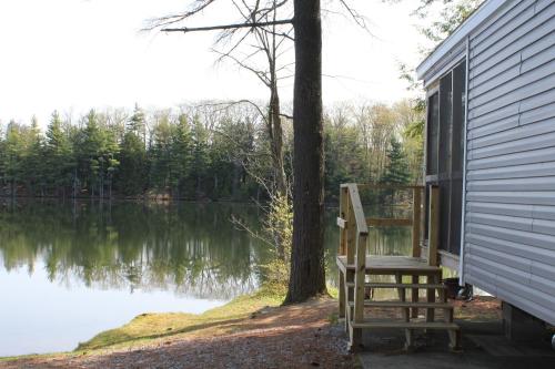 Alpine Lake Lakefront Park Model 4 - photo 8