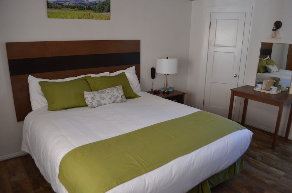 Silver Maple Inn - photo 10