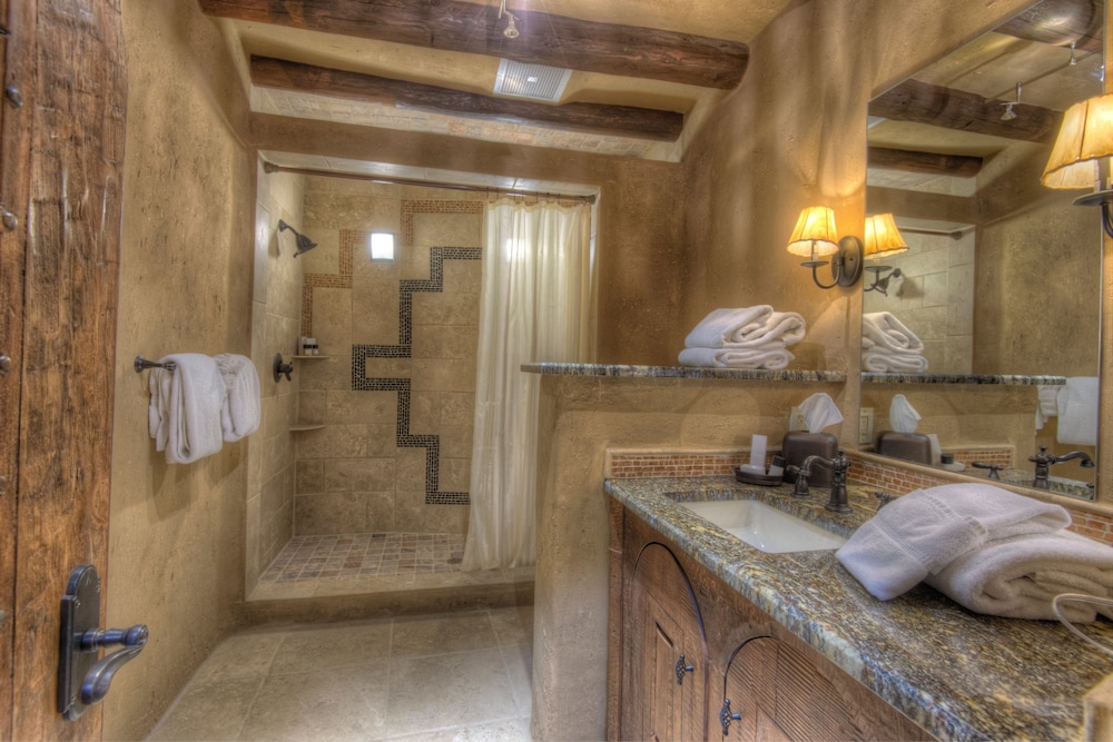 The Inn at Vanessie - photo 45