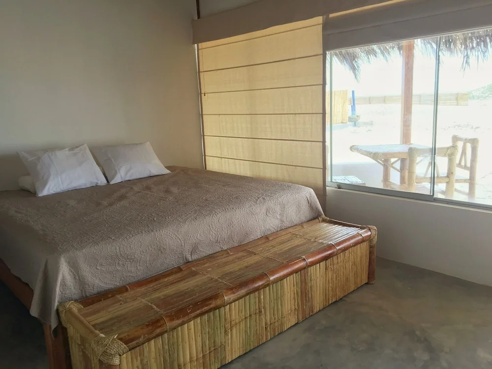 Vistazul in Los Organos, Peru