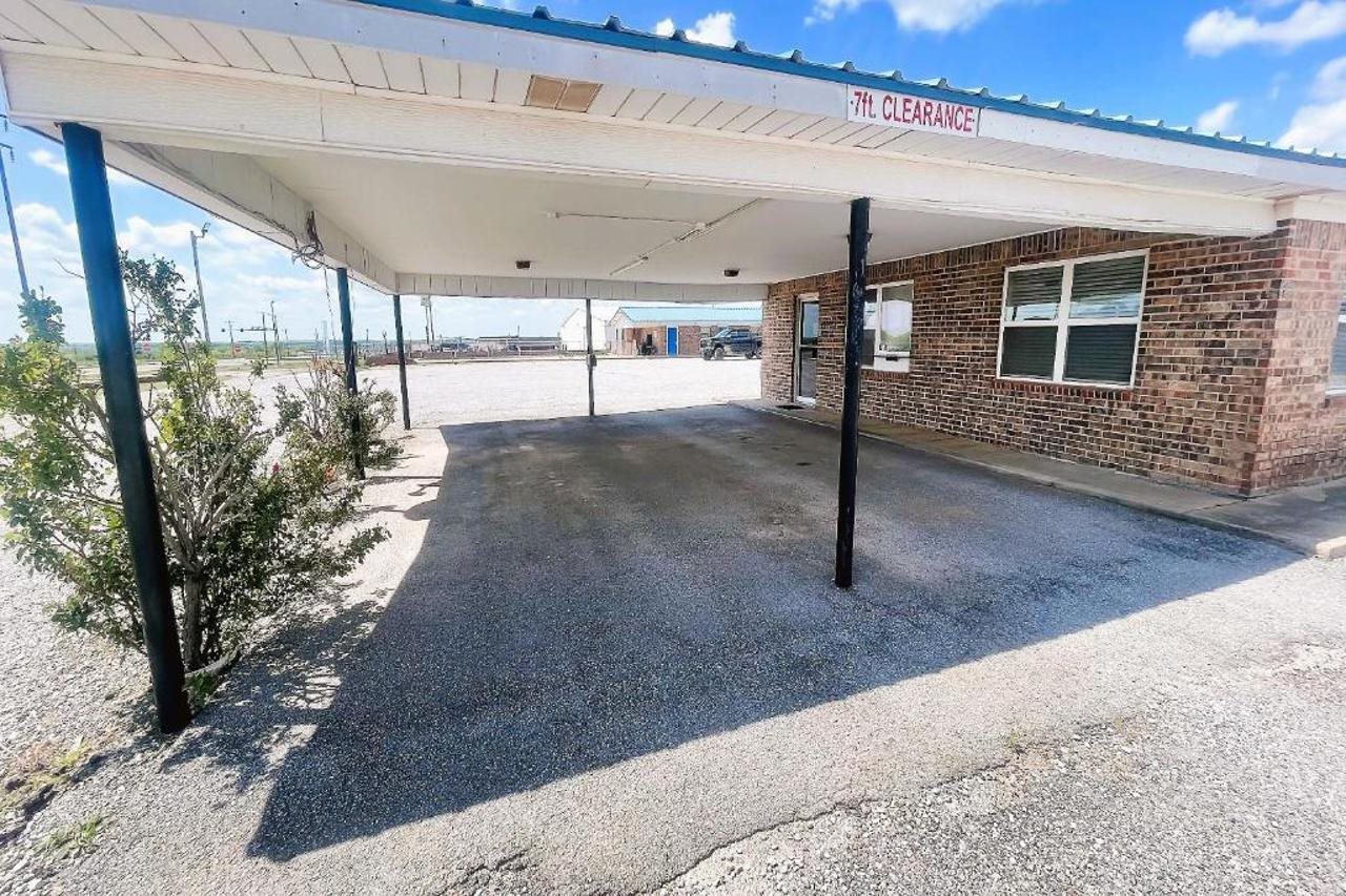 A Ok Motel Waurika Ok — Oklahoma City