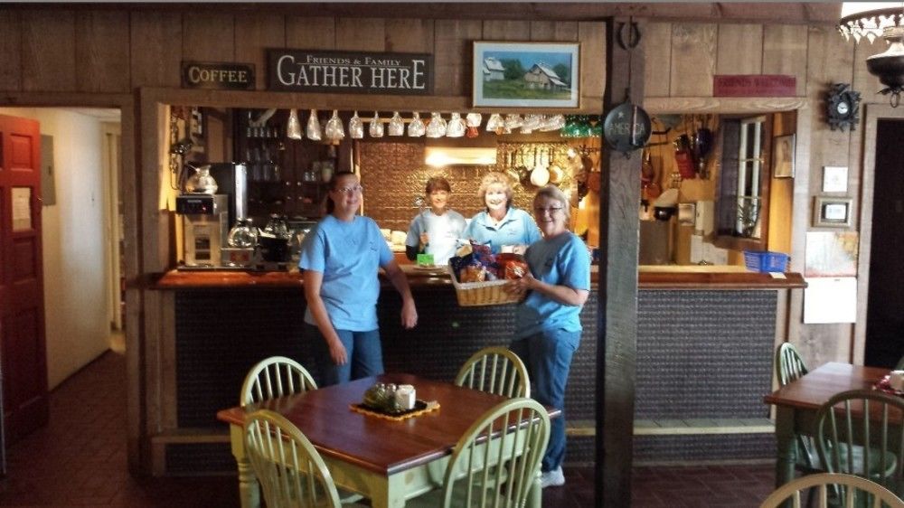 Zuber's Homestead Hotel - photo 29
