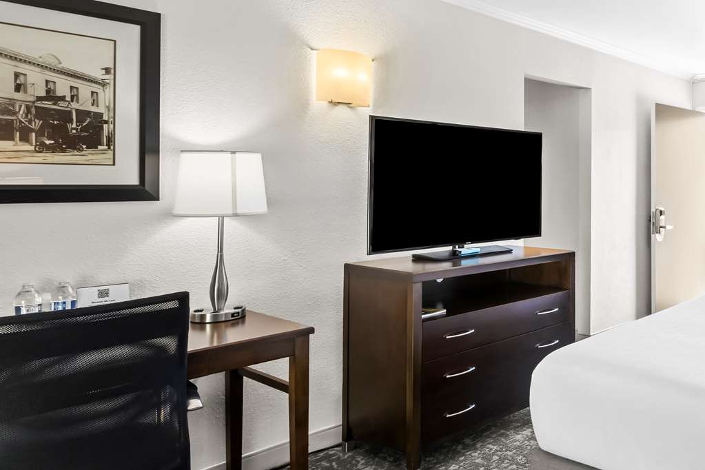 Best Western Garden Inn - photo 13