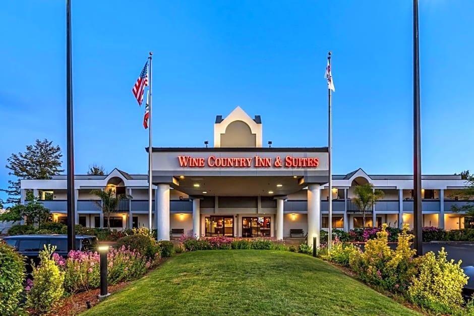 Americas Best Value Inn & Suites Wine Country Santa Rosa - featured photo
