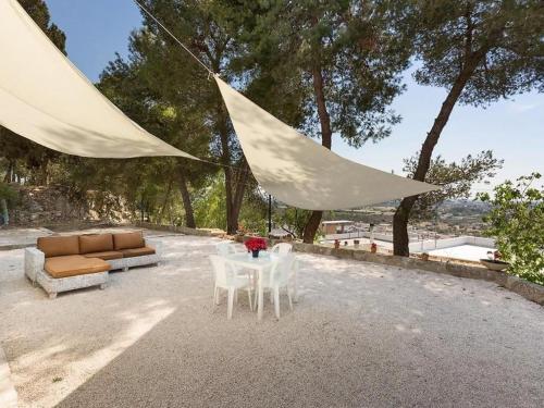 Apartment Dependance Villa Incanto by Interhome — 4-Star Luxury Hotel in Matino, Italy