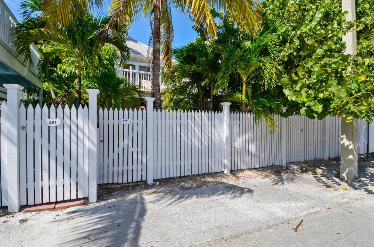 Linger Longer by Avantstay Key West Walkable Gated Community Shared Pool Week Long Stays Only - photo 16