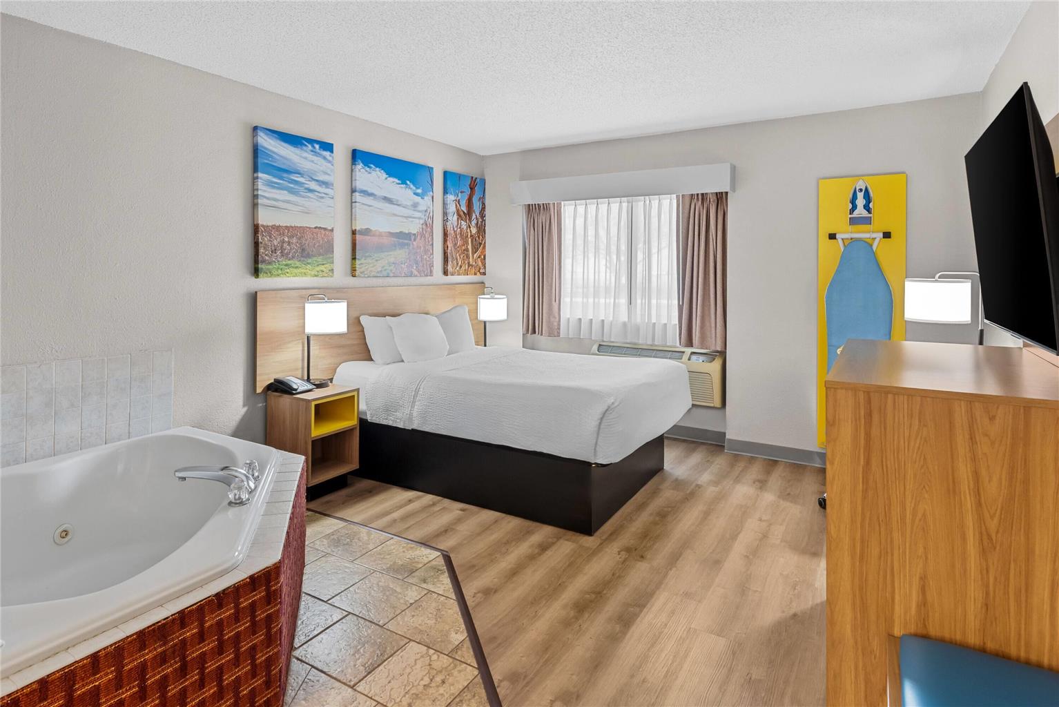 Days Inn by Wyndham Ames - photo 23