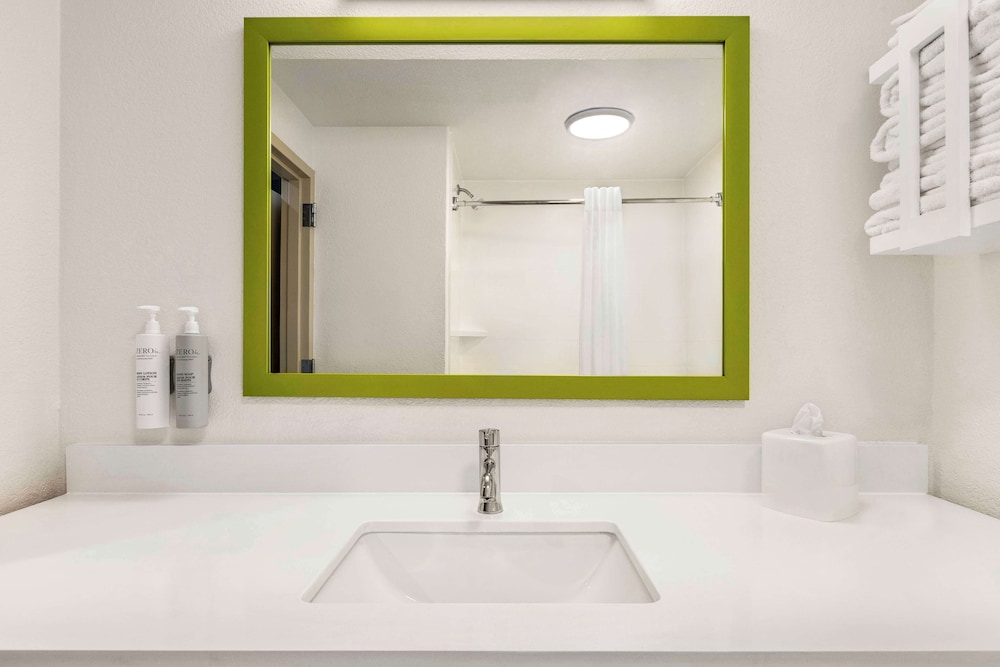 Hampton Inn Atlanta Stone Mountain - photo 22